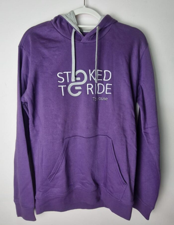 Hoodie Enfant Stoked To Ride Brodé – Image 3